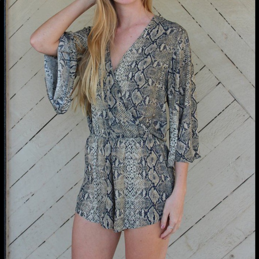 KARLIE snake skin romper SIZE LARGE